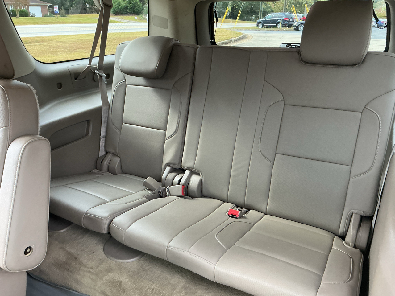 Chevrolet Suburban 2WD 4dr LTZ 2015