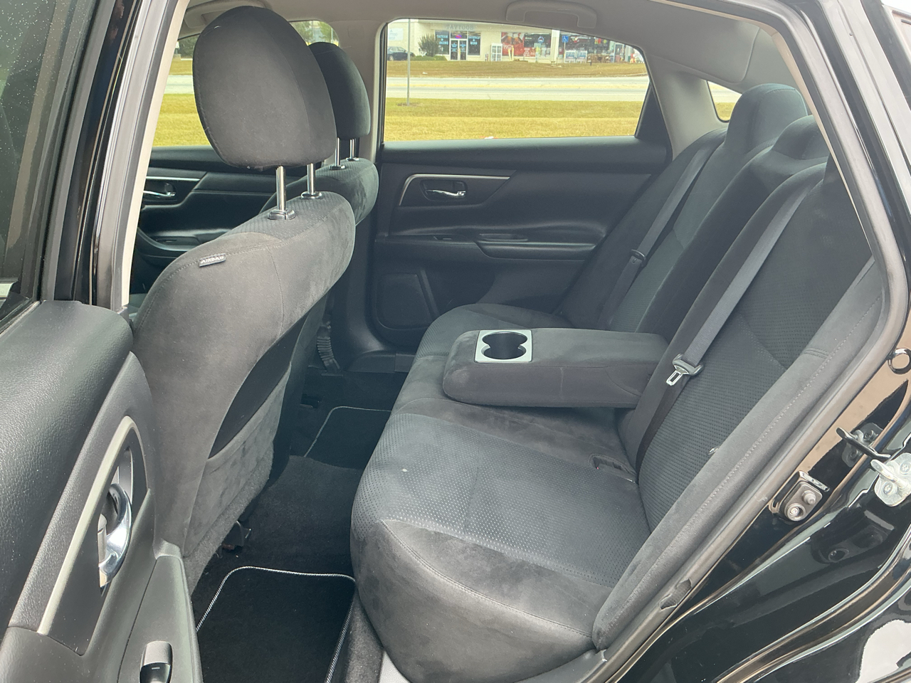 Nissan Altima 4dr Sdn I4 2.5 S 2015