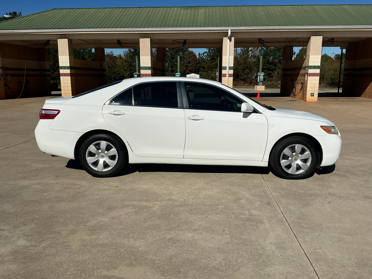 2009 Toyota Camry photo 2