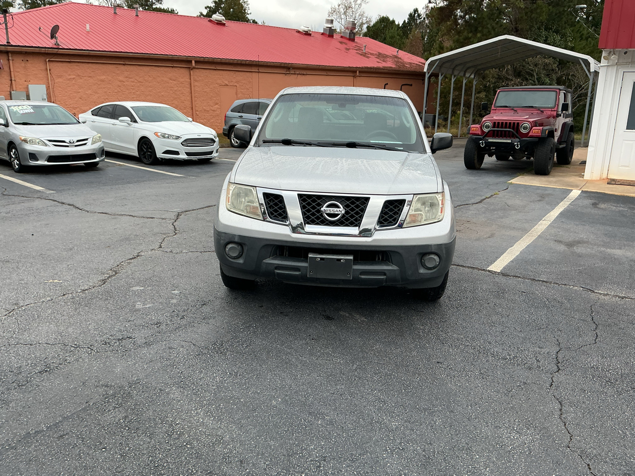 Nissan Frontier 2WD King Cab I4 Manual XE 2010