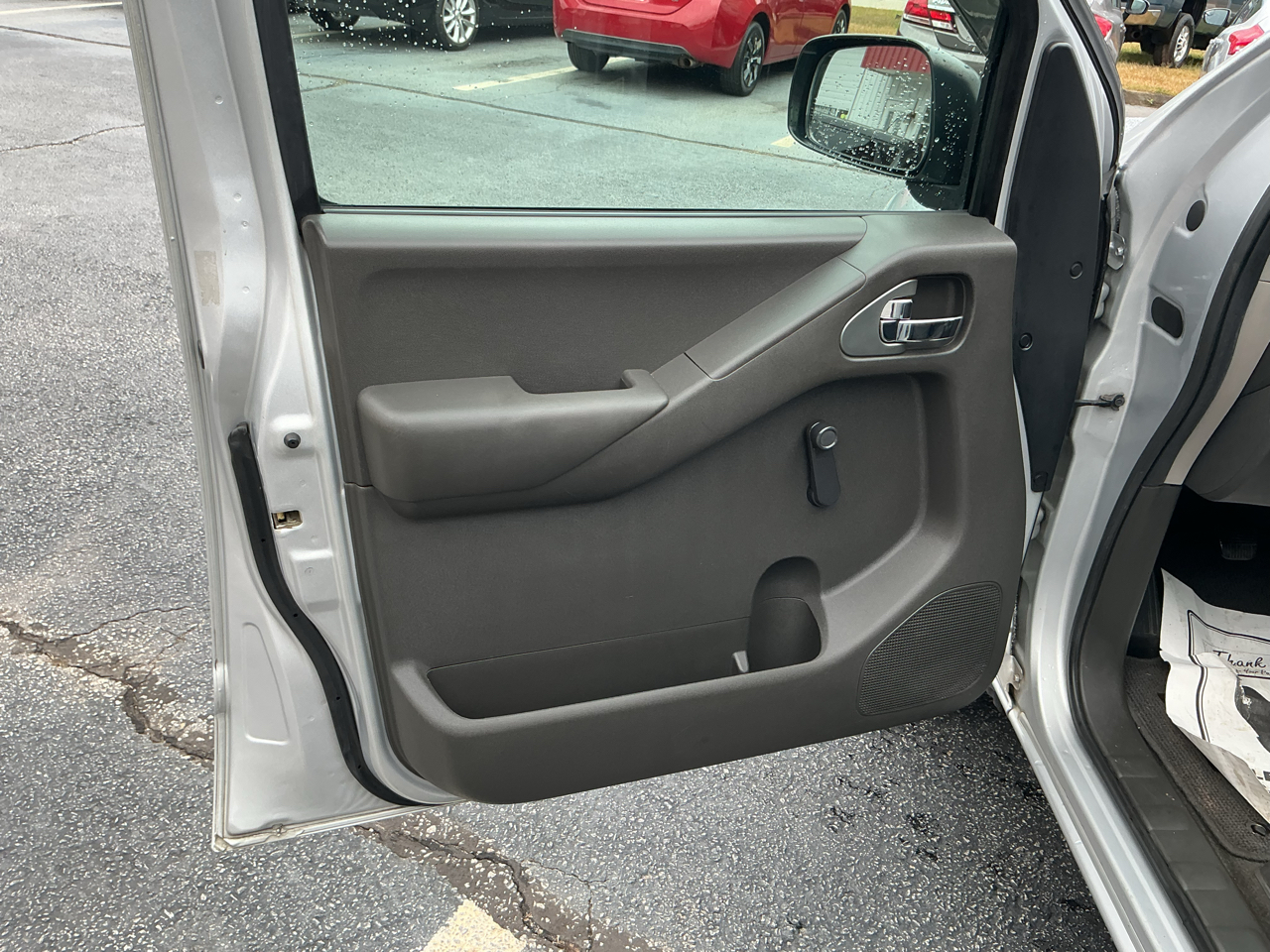 Nissan Frontier 2WD King Cab I4 Manual XE 2010