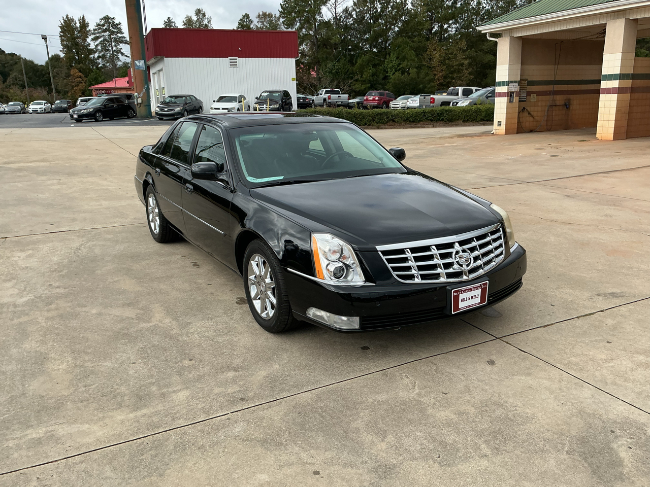 Cadillac DTS 4dr Sdn w/1SC 2010
