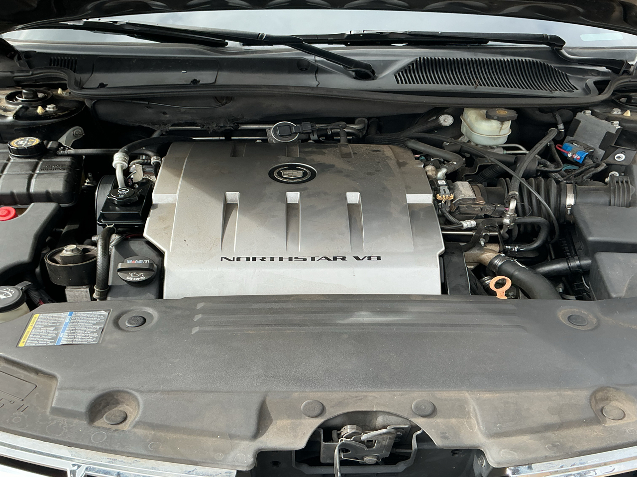 Cadillac DTS 4dr Sdn w/1SC 2010