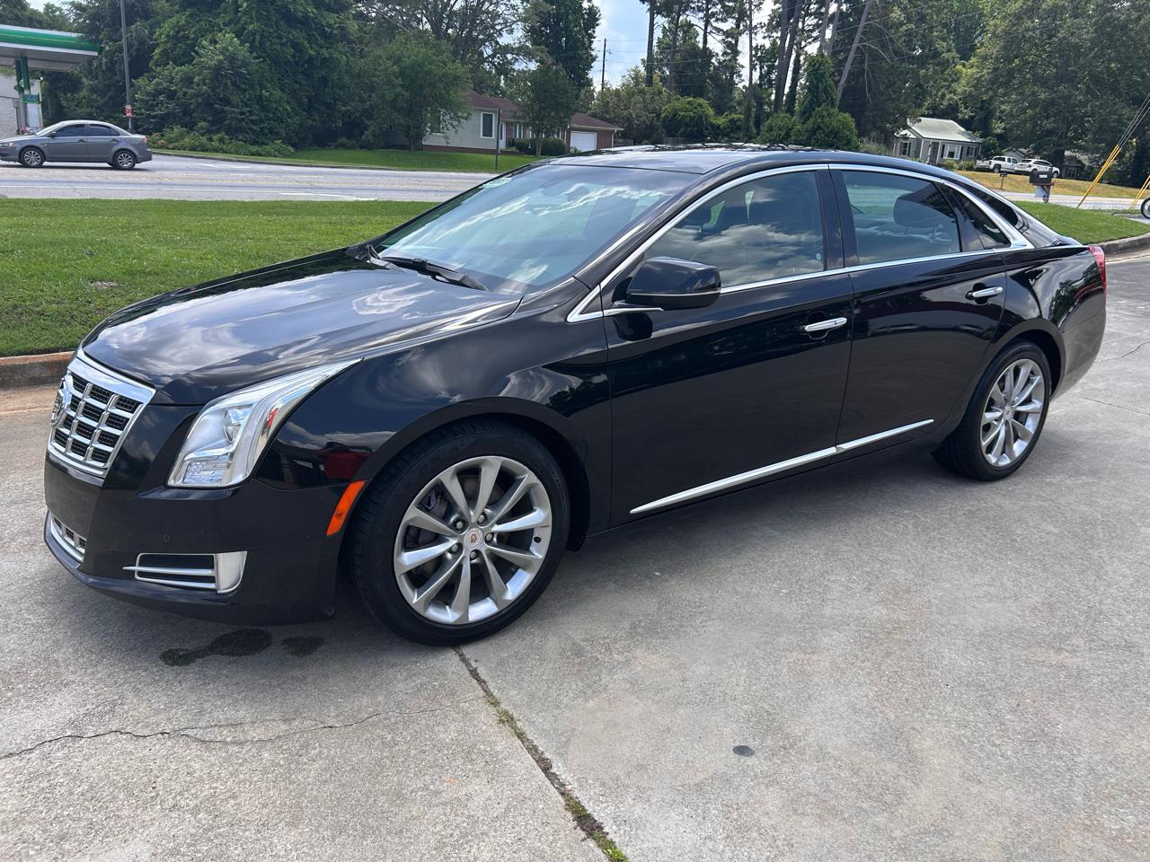 2013 Cadillac XTS 4dr Sdn Luxury AWD