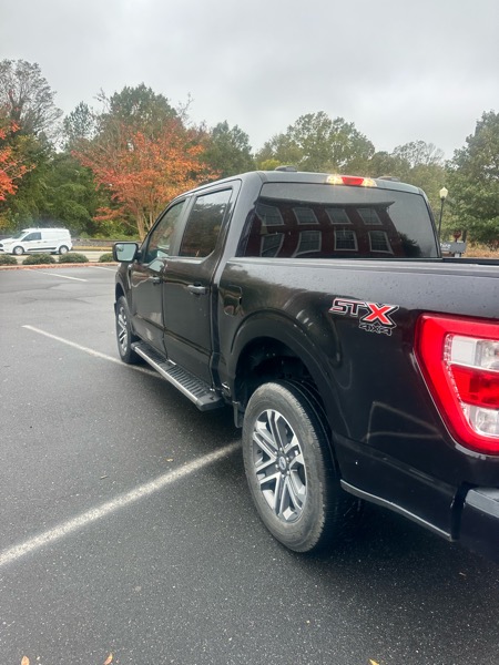 Ford F-150 4WD SuperCrew 157" XLT 2022 Ford F-150 4WD SuperCrew 157" XLT 2022