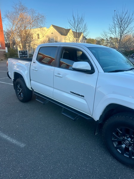 Toyota Tacoma 2WD Double Cab LB V6 AT SR5 (Natl) 2023