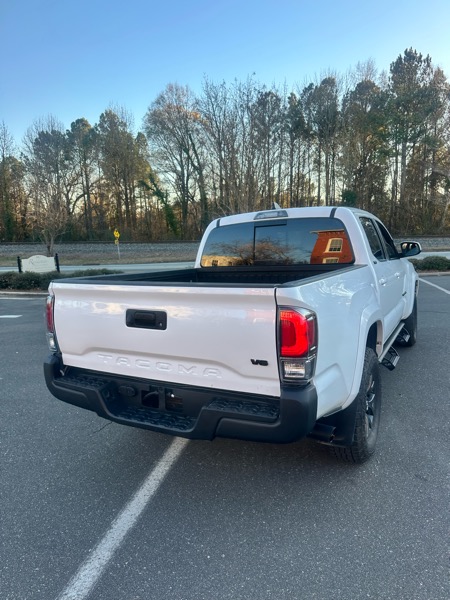 Toyota Tacoma 2WD Double Cab LB V6 AT SR5 (Natl) 2023