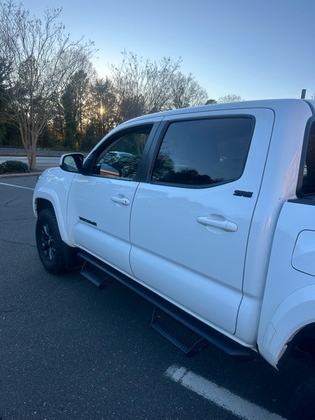 Toyota Tacoma 2WD Double Cab LB V6 AT SR5 (Natl) 2023