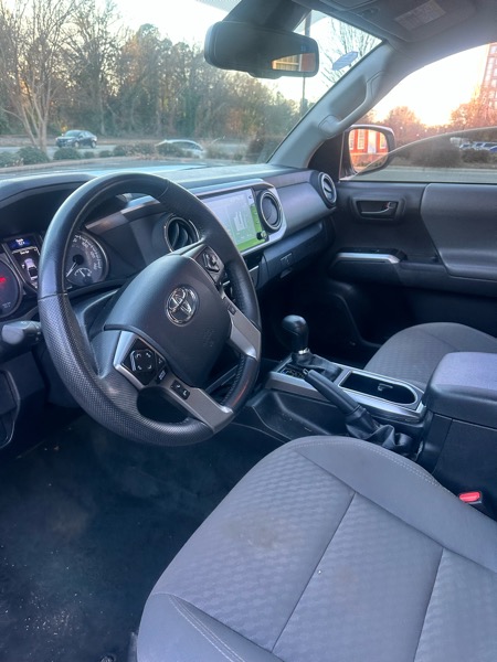 Toyota Tacoma 2WD Double Cab LB V6 AT SR5 (Natl) 2023