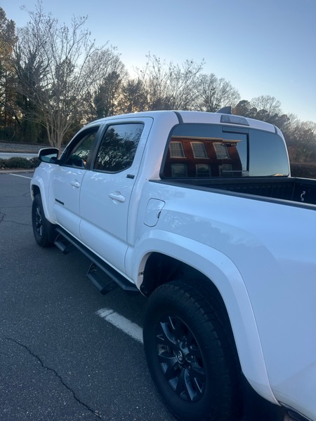 Toyota Tacoma 2WD Double Cab LB V6 AT SR5 (Natl) 2023