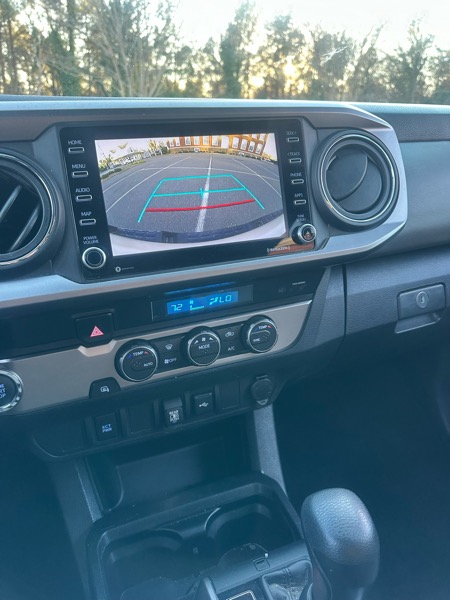 Toyota Tacoma 2WD Double Cab LB V6 AT SR5 (Natl) 2023