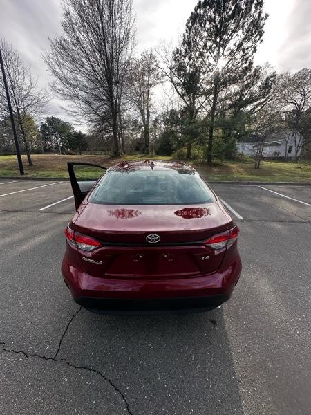 Toyota Corolla LE 2025