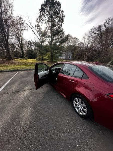 Toyota Corolla LE 2025