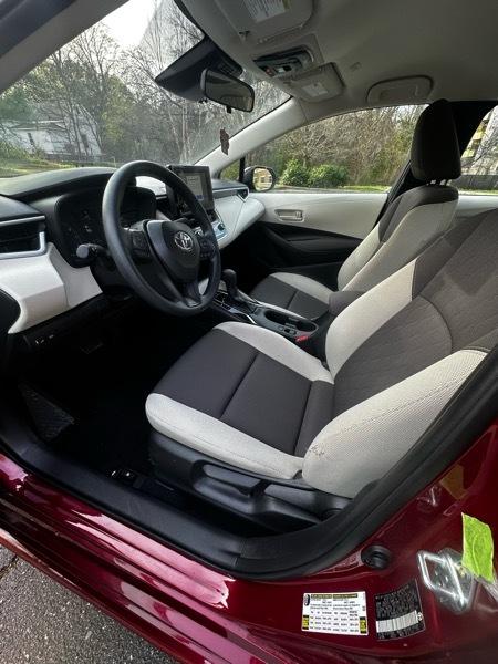 Toyota Corolla LE 2025