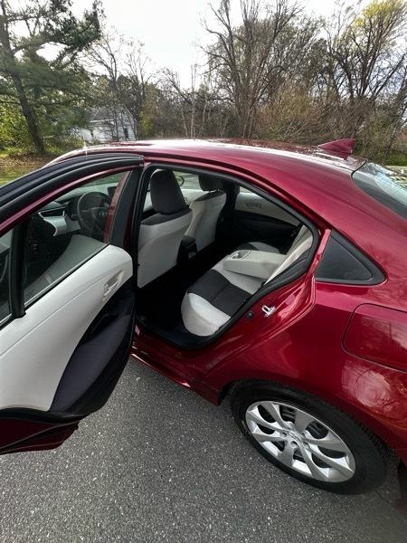 Toyota Corolla LE 2025