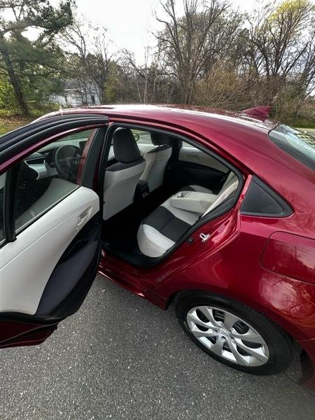 Toyota Corolla LE 2025