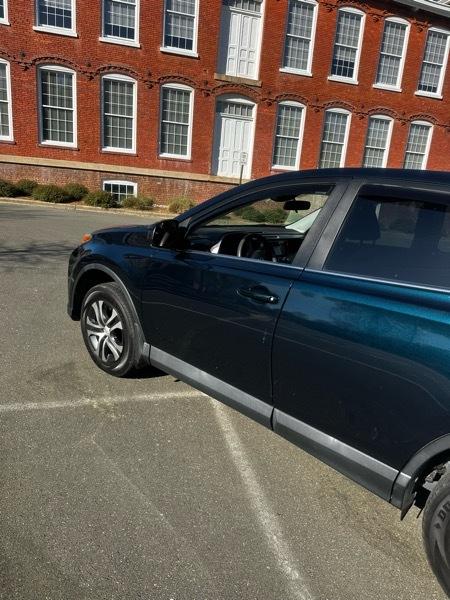 Toyota RAV4 LE FWD 2018