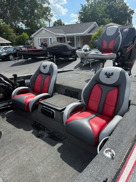 Phoenix Boats 920 ProXP  2018 Phoenix Boats 920 ProXP  2018