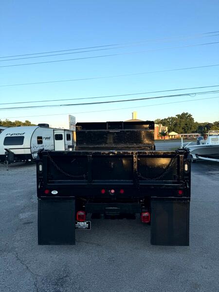 Ford F-550 Crew Cab DRW 2WD 2011 Ford F-550 Crew Cab DRW 2WD 2011