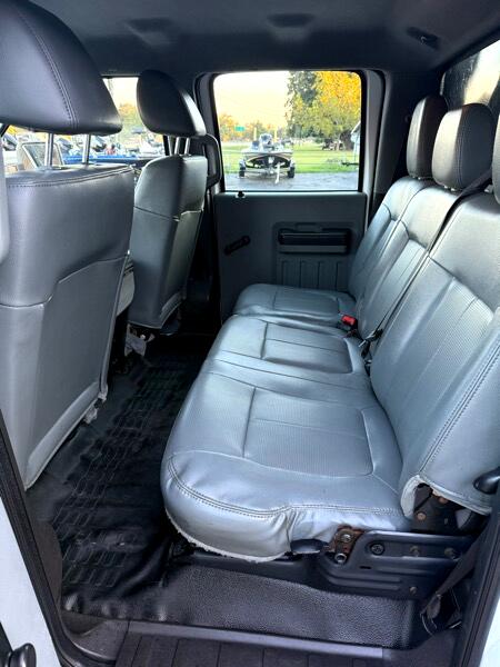Ford F-550 Crew Cab DRW 2WD 2011 Ford F-550 Crew Cab DRW 2WD 2011