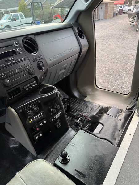 Ford F-550 Regular Cab DRW 2WD 2015