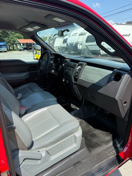 Ford F-150 XL Reg. Cab 2WD 2011 Ford F-150 XL Reg. Cab 2WD 2011