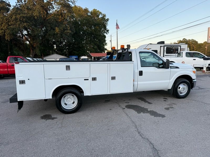 Ford F-350 SD XL Reg. Cab 2WD 2016 Ford F-350 SD XL Reg. Cab 2WD 2016