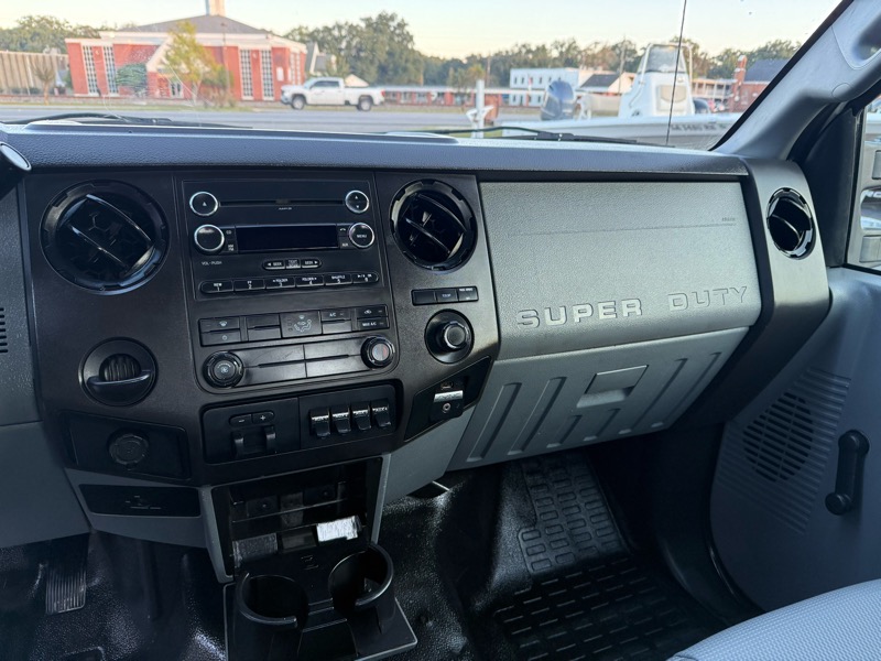 Ford F-350 SD XL Reg. Cab 2WD 2016 Ford F-350 SD XL Reg. Cab 2WD 2016