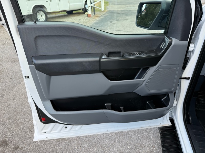 Ford F-150 XL SuperCab 2WD 2021 Ford F-150 XL SuperCab 2WD 2021