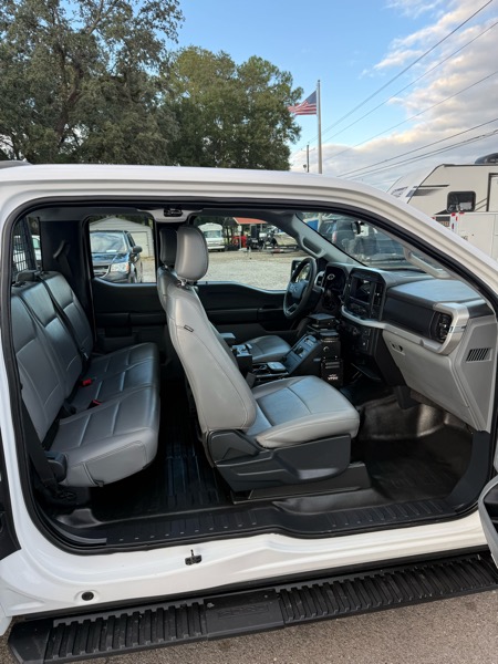 Ford F-150 XL SuperCab 2WD 2021 Ford F-150 XL SuperCab 2WD 2021