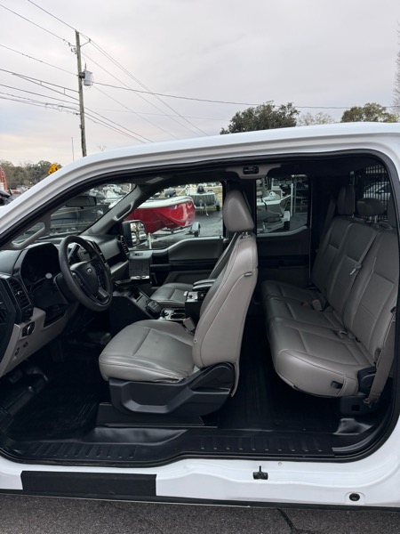 Ford F-150 XL SuperCab 2WD 2019