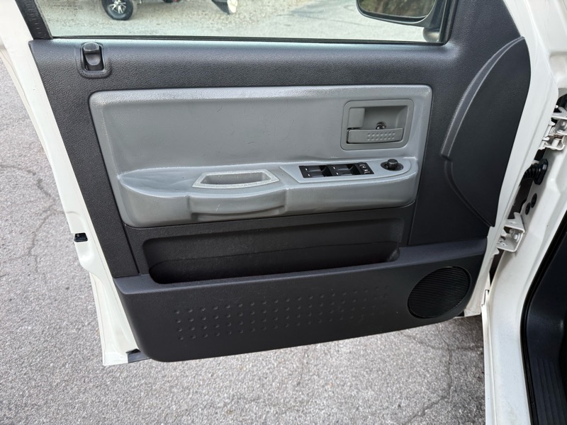 Dodge Dakota Bighorn Crew Cab 4WD 2009