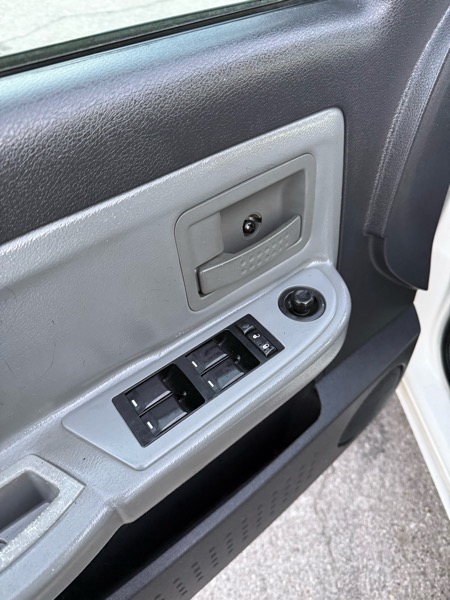 Dodge Dakota Bighorn Crew Cab 4WD 2009