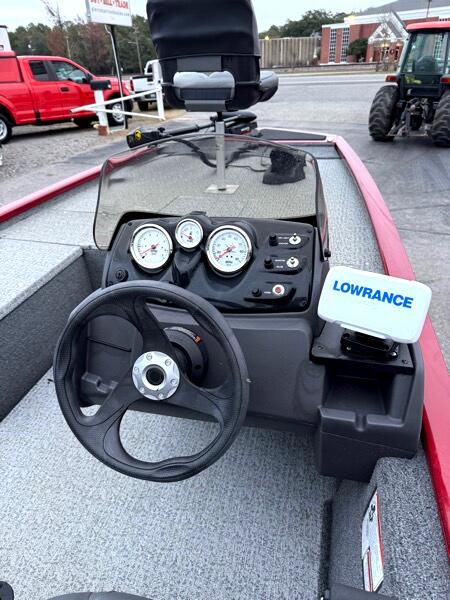 Bass Tracker Pro 170  2023