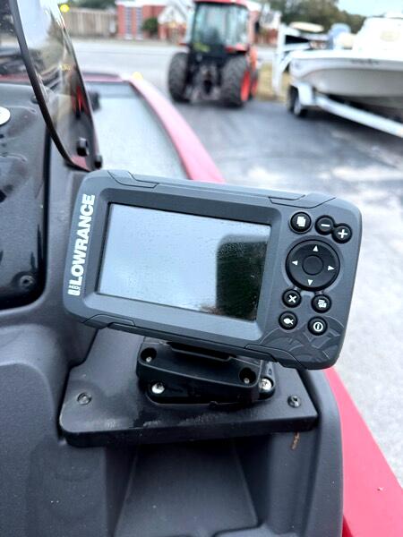 Bass Tracker Pro 170  2023