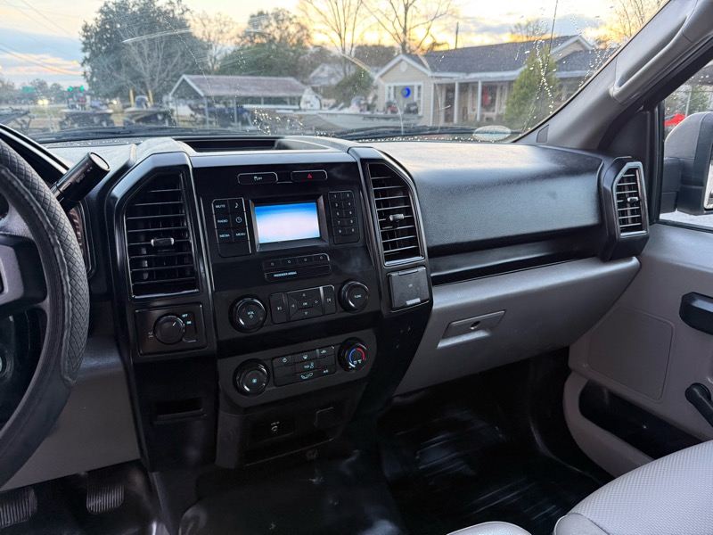 Ford F-150 XL Reg. Cab 2WD 2016