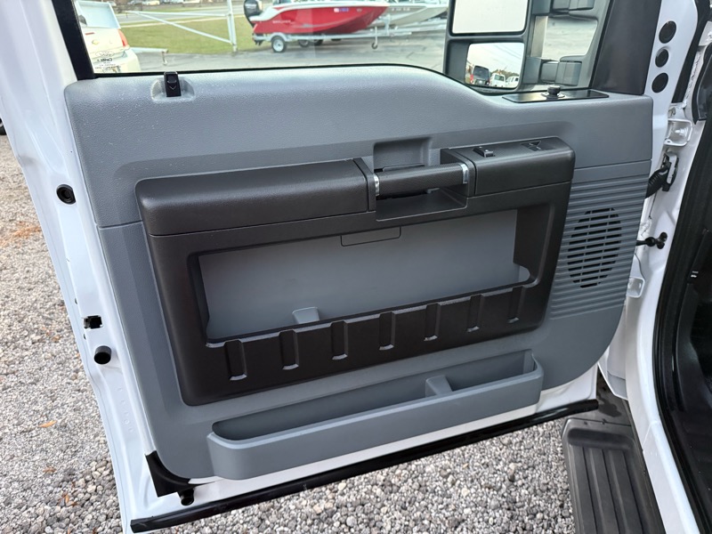 Ford F-250 SD XL SuperCab 4WD 2015