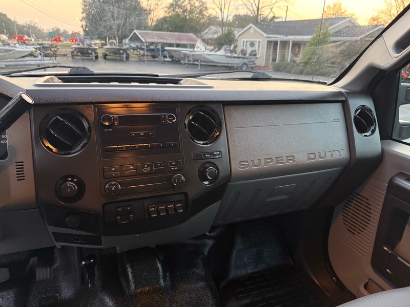 Ford F-250 SD XL SuperCab 4WD 2015