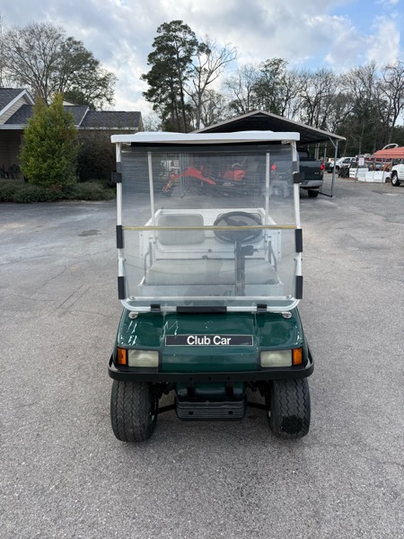 Club Car Golf Cart  2004