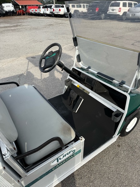 Club Car Golf Cart  2004