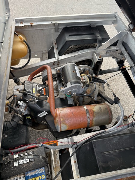 Club Car Golf Cart  2004