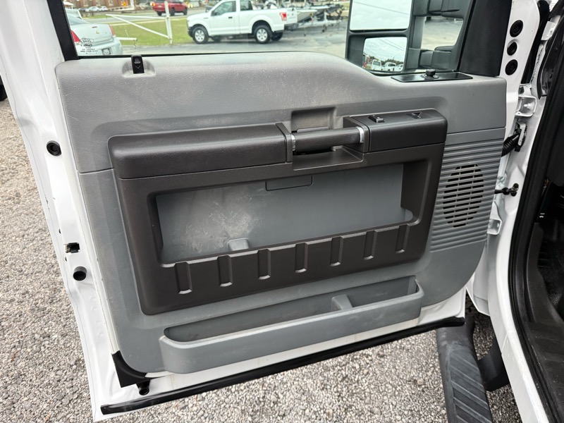 Ford F-250 SD XL SuperCab 4WD 2013