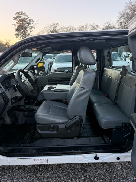 Ford F-250 SD XL SuperCab 2WD 2014