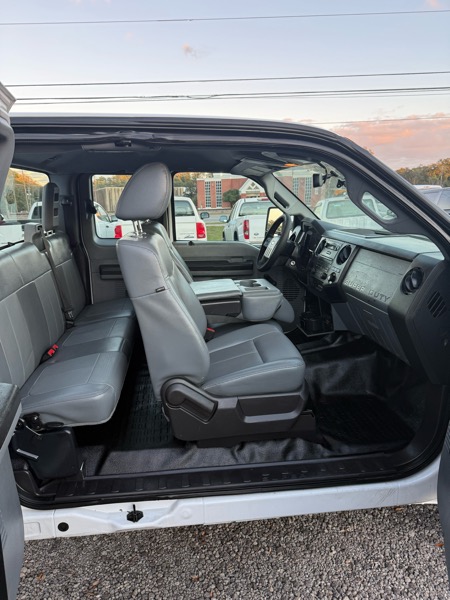 Ford F-250 SD XL SuperCab 2WD 2014