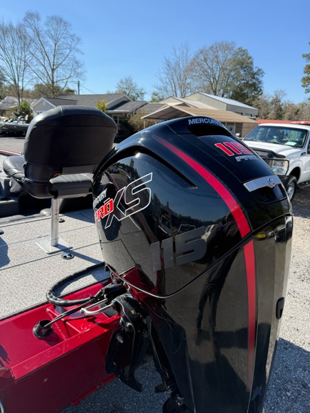 Bass Tracker Bass Boat  2021