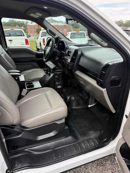 Ford F-150 XL SuperCab 2WD 2018