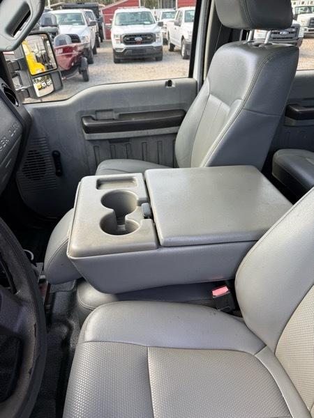 Ford F-550 Crew Cab DRW 2WD 2014