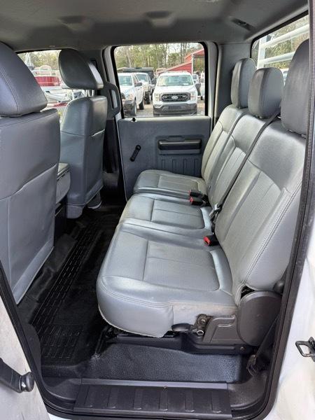 Ford F-550 Crew Cab DRW 2WD 2014