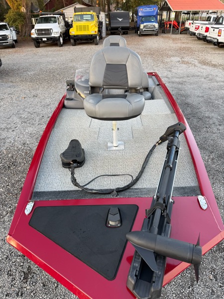 Bass Tracker Pro 170  2023