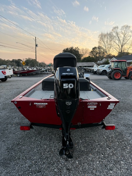 Bass Tracker Pro 170  2023